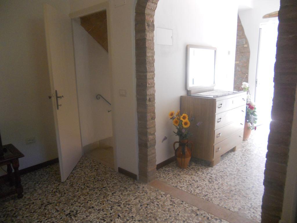 Apartment Casa Antica Chianni Room photo